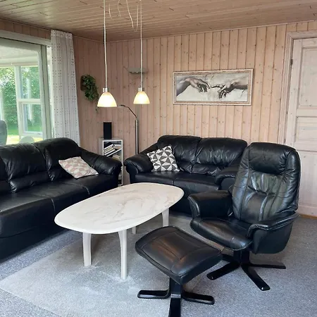 4 Star In Ferienhaus Tarm