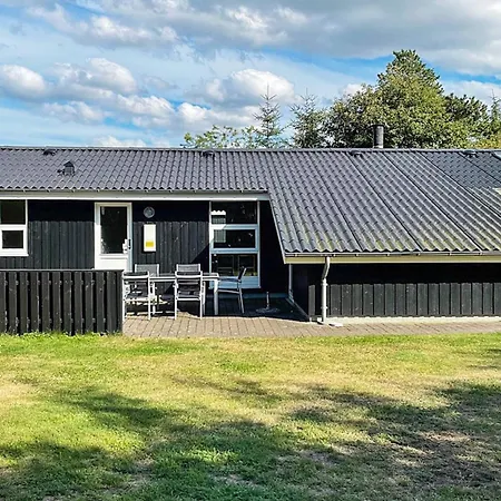 4 Star Holiday Home In Tarm Tarm