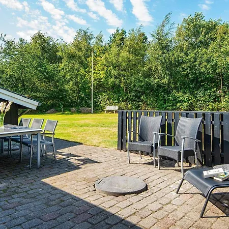 Ferienhaus 4 Star In *